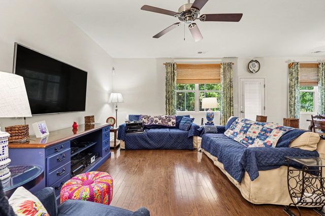 5004 Wax Myrtle Ct., North Myrtle Beach, SC 29582