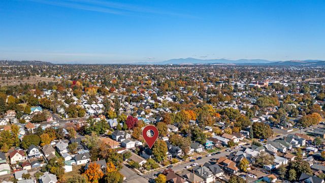 2424 W Dean Ave, Spokane, WA 99201