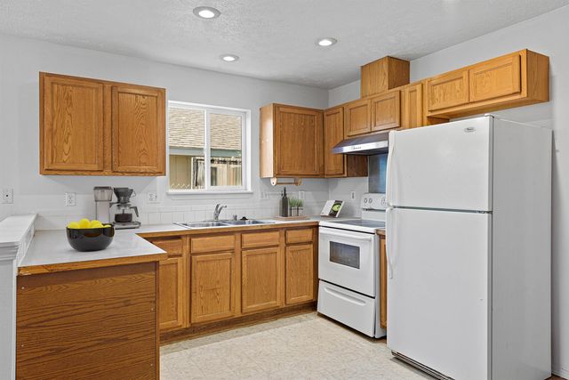 2424 W Dean Ave, Spokane, WA 99201