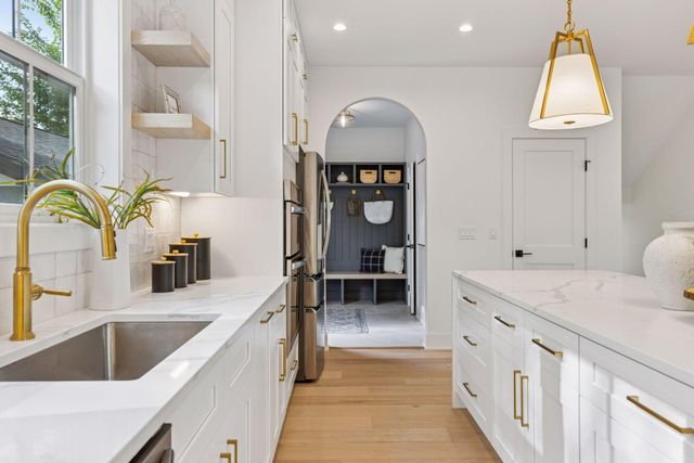5705 Dupont Avenue S, Minneapolis, MN 55419
