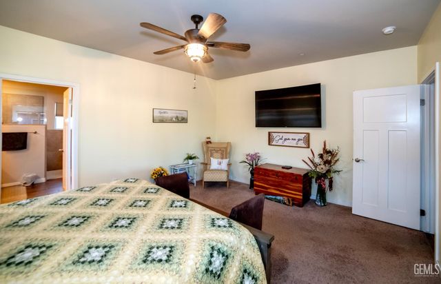 4201 Rolling Rock Avenue, Bakersfield, CA 93313