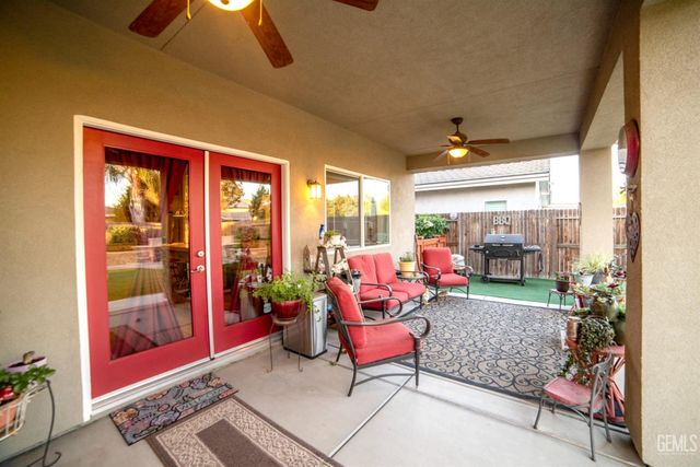 4201 Rolling Rock Avenue, Bakersfield, CA 93313