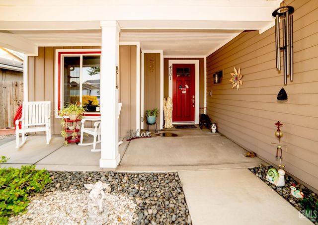 4201 Rolling Rock Avenue, Bakersfield, CA 93313