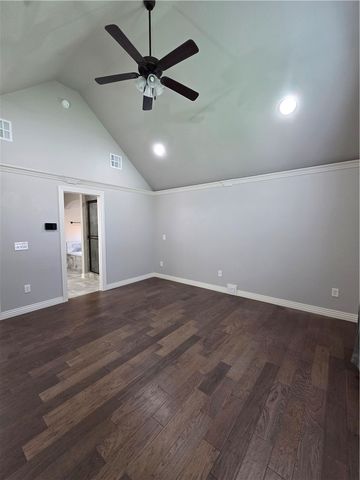 530 Joshua Pass, Centerton, AR 72719