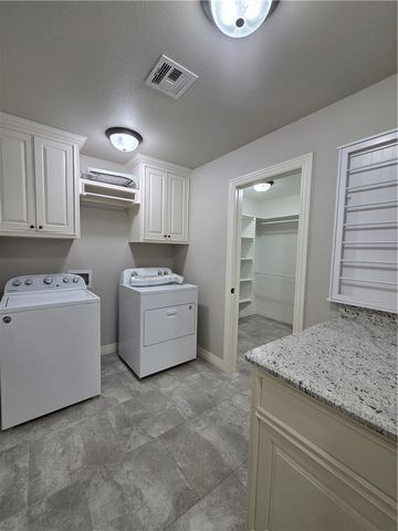 530 Joshua Pass, Centerton, AR 72719