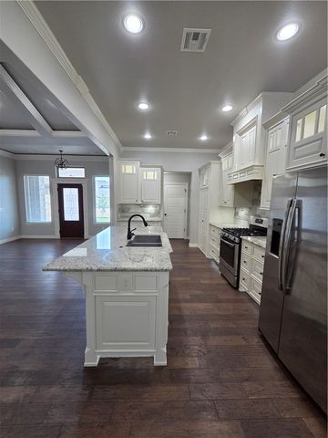 530 Joshua Pass, Centerton, AR 72719