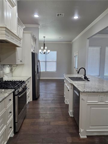 530 Joshua Pass, Centerton, AR 72719