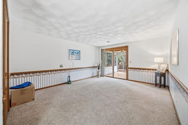 425 N Wright Road, Janesville, WI 53546