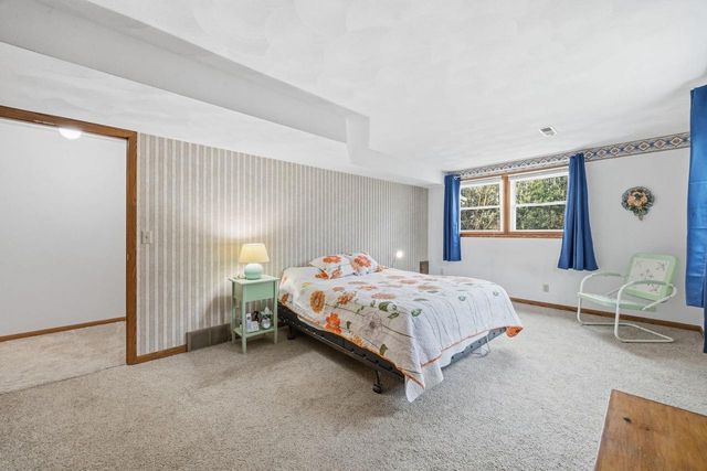 425 N Wright Road, Janesville, WI 53546