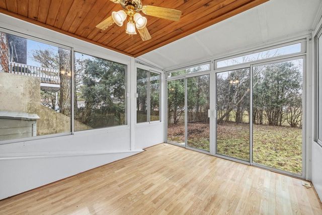 425 N Wright Road, Janesville, WI 53546