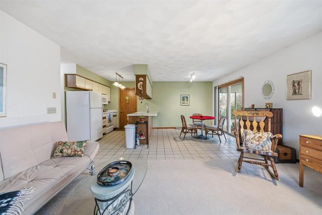 425 N Wright Road, Janesville, WI 53546