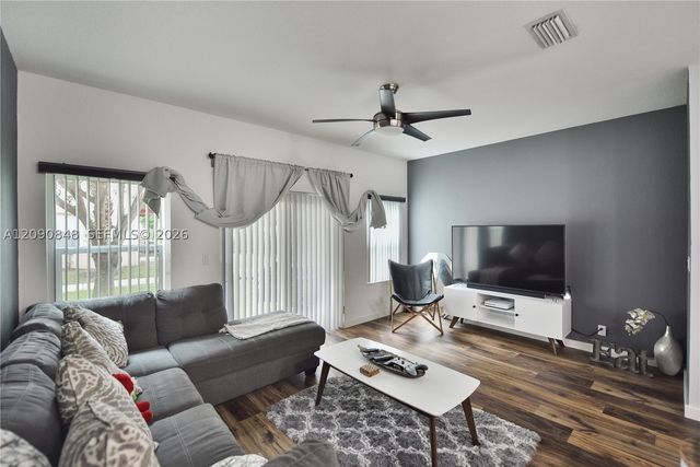 3356 NW 29th Ct, Lauderdale Lakes, FL 33311