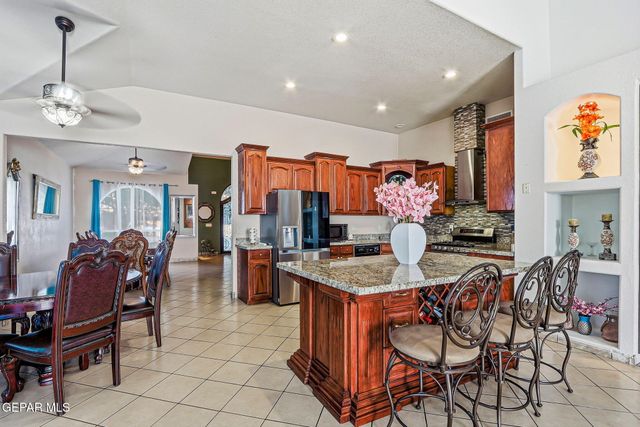 411 BURKETT Drive, Clint, TX 79836