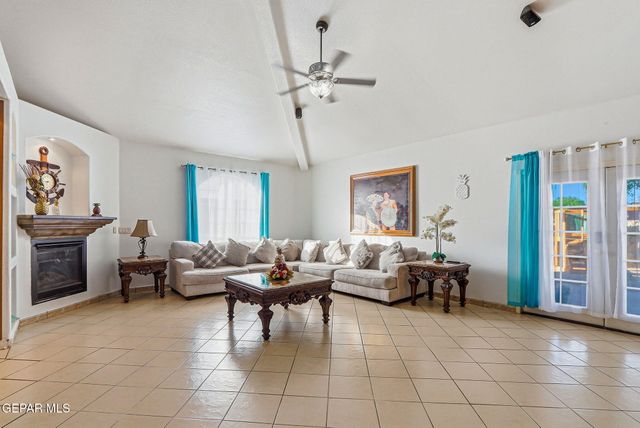 411 BURKETT Drive, Clint, TX 79836