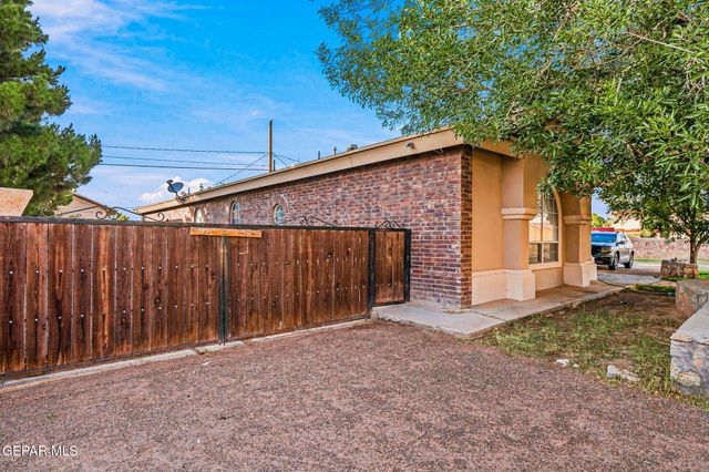 411 BURKETT Drive, Clint, TX 79836