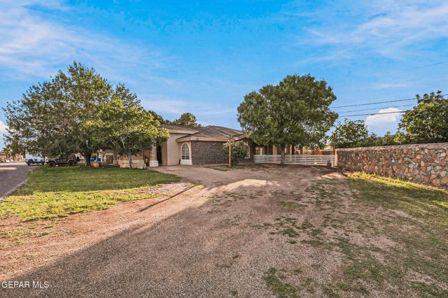 411 BURKETT Drive, Clint, TX 79836