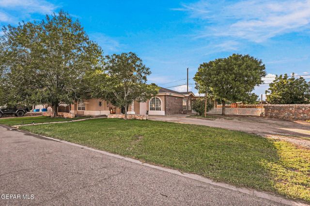 411 BURKETT Drive, Clint, TX 79836