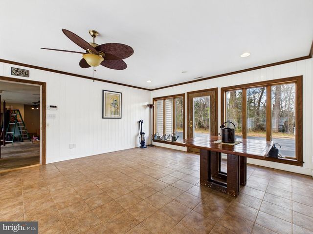 24764 PEALIQUOR RD, Denton, MD 21629