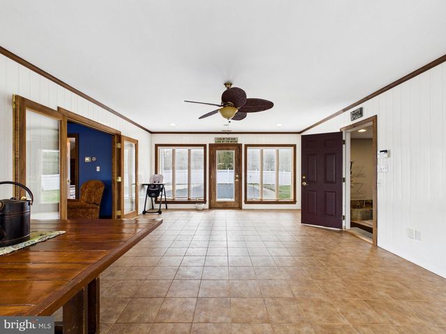 24764 PEALIQUOR RD, Denton, MD 21629