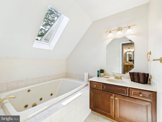 24764 PEALIQUOR RD, Denton, MD 21629