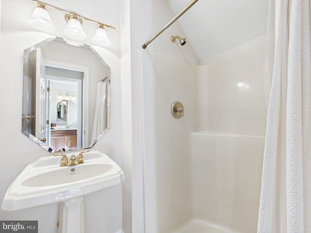 24764 PEALIQUOR RD, Denton, MD 21629