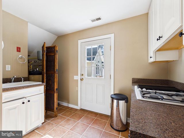 24764 PEALIQUOR RD, Denton, MD 21629