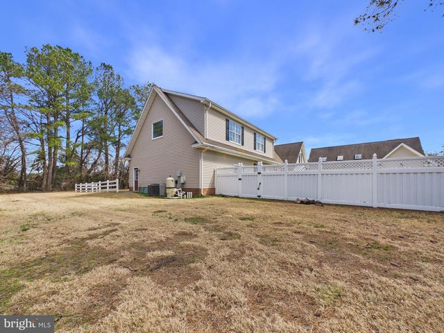 24764 PEALIQUOR RD, Denton, MD 21629