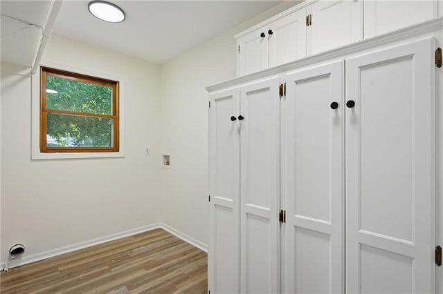 1636 NE Thames Drive, Lee's Summit, MO 64086
