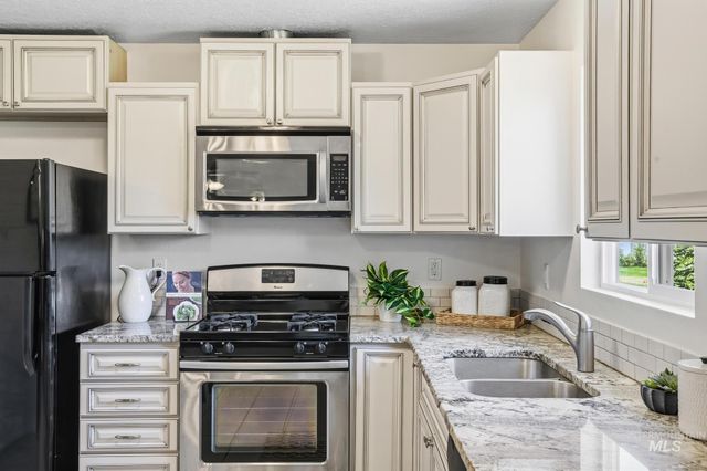 1908 W Tendoy Dr, Boise, ID 83705