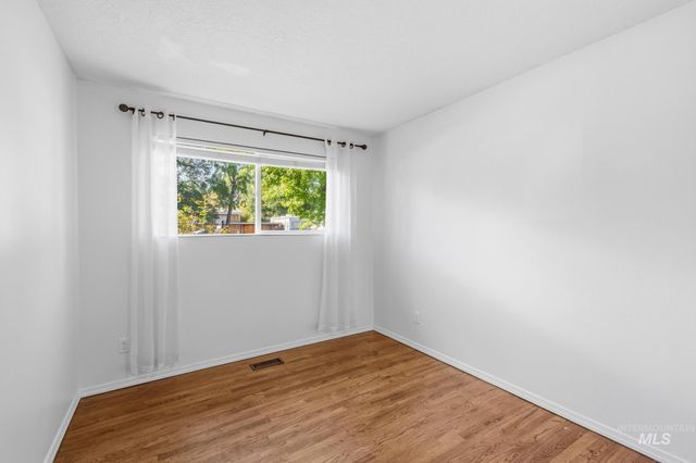 1908 W Tendoy Dr, Boise, ID 83705