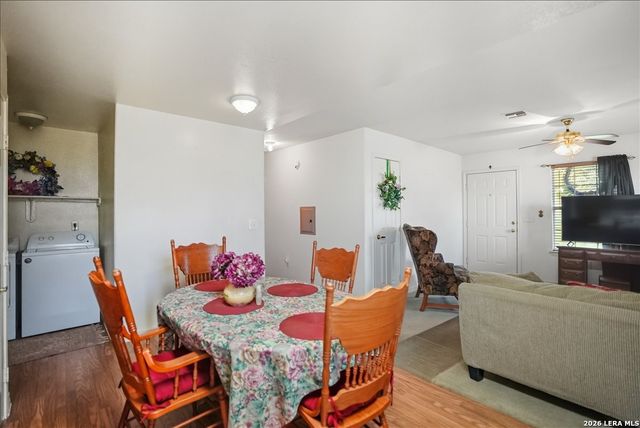 3260 HWY 281, George West, TX 78022