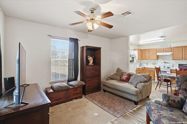 3260 HWY 281, George West, TX 78022