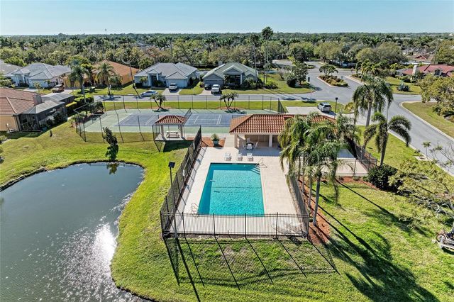 7102 42ND COURT E, Sarasota, FL 34243