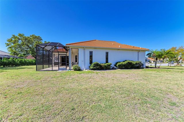 7102 42ND COURT E, Sarasota, FL 34243