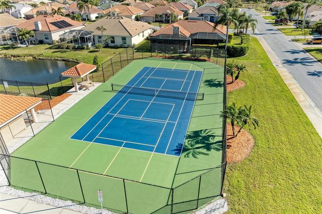 7102 42ND COURT E, Sarasota, FL 34243