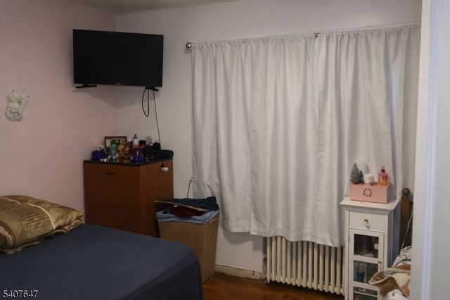 337 1St St, Saddle Brook Twp., NJ 07663