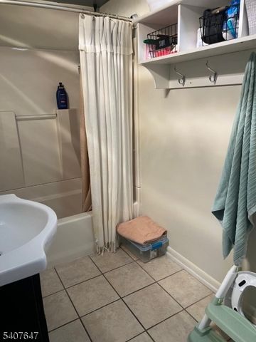 337 1St St, Saddle Brook Twp., NJ 07663