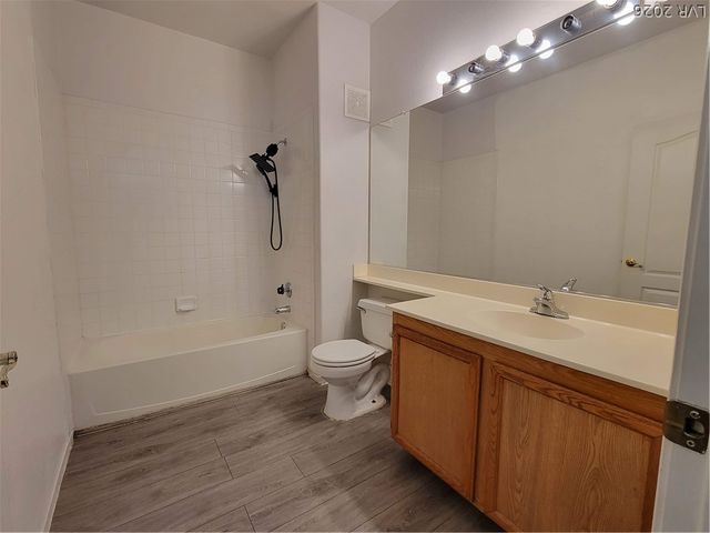 1505 Blackcombe Street 104, Las Vegas, NV 89128