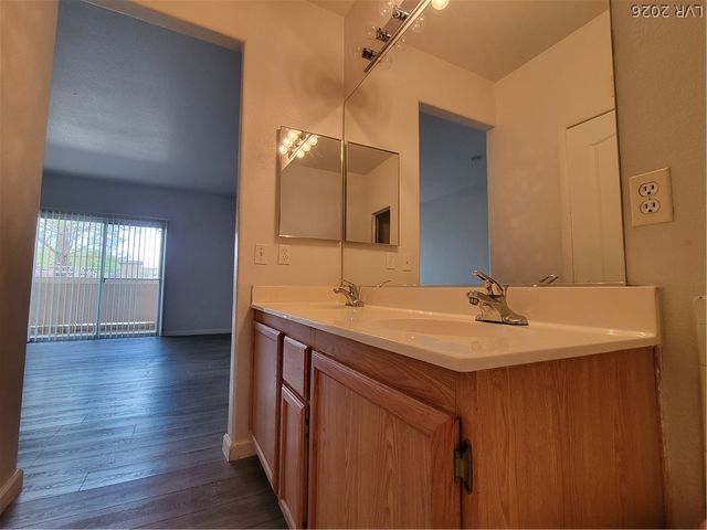 1505 Blackcombe Street 104, Las Vegas, NV 89128