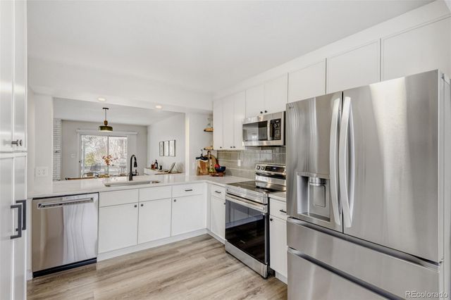 6907 E Briarwood Circle, Centennial, CO 80112