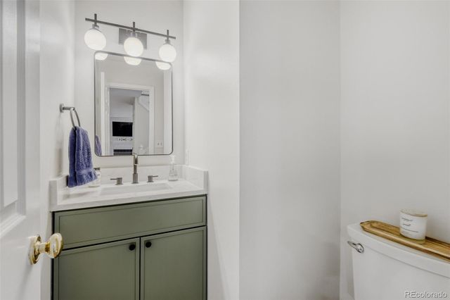 6907 E Briarwood Circle, Centennial, CO 80112