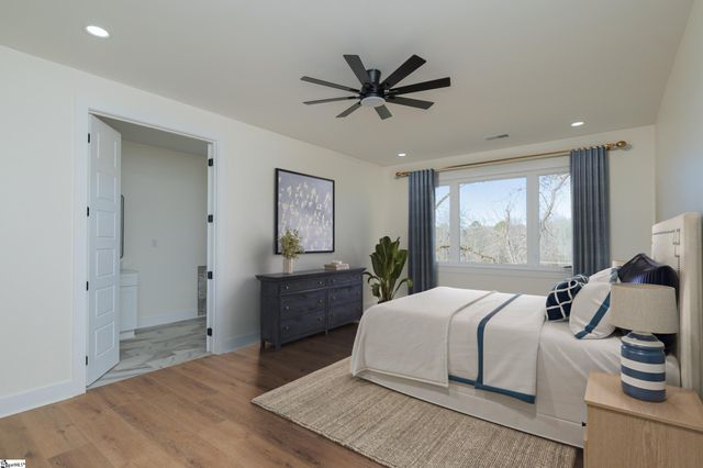 105 Horseshoe Bend Road, Easley, SC 29642