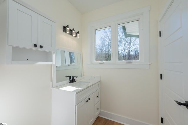 105 Horseshoe Bend Road, Easley, SC 29642