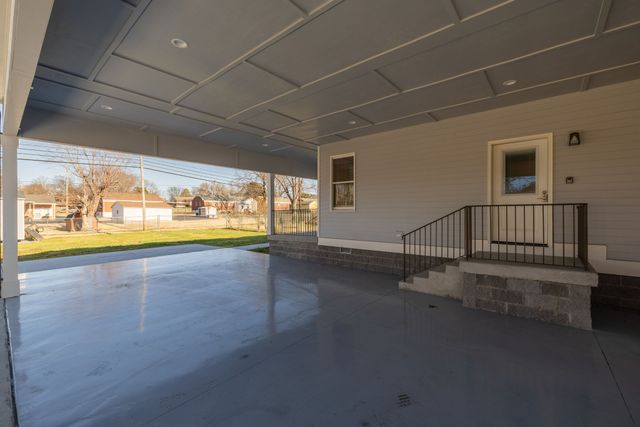 2104 Jade Dr, Nashville, TN 37210