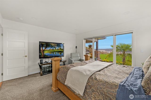 2512 Vista View Drive, Tacoma, WA 98406