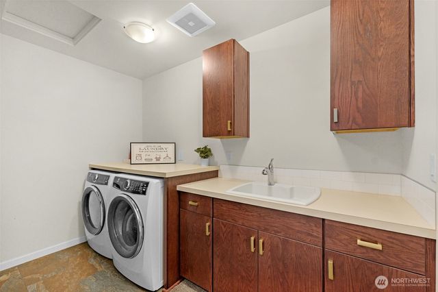 2512 Vista View Drive, Tacoma, WA 98406