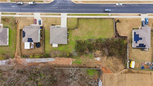 307 Woodcreek Street, Lowell, AR 72745