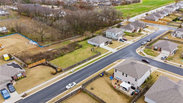 307 Woodcreek Street, Lowell, AR 72745