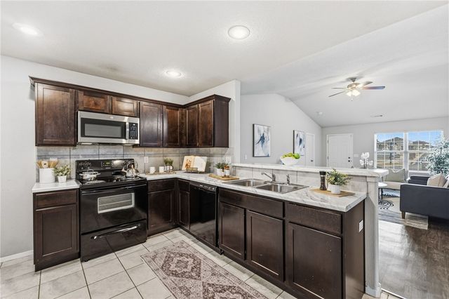 307 Woodcreek Street, Lowell, AR 72745