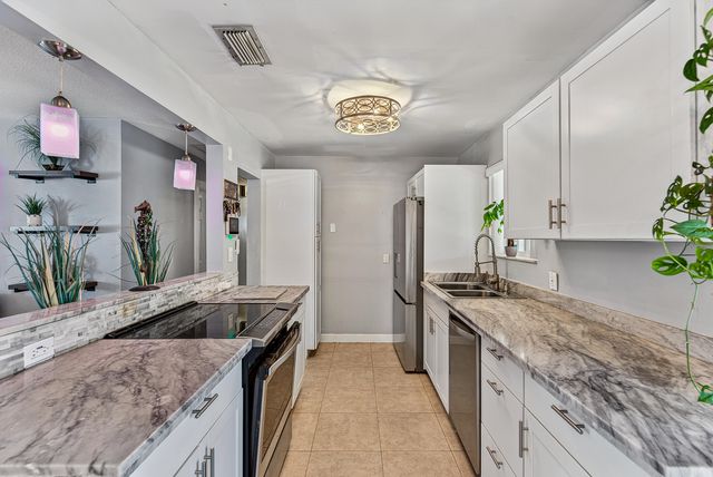 1419 SE 1ST Way, Deerfield Beach, FL 33441